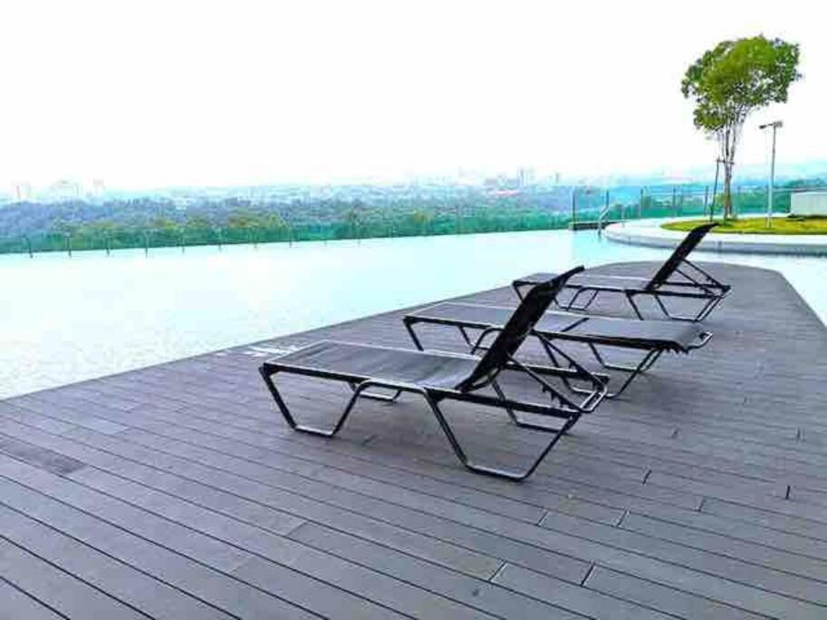 Homenest Jb City Poolview Suite By Cozy Home Johor Bahru Kültér fotó