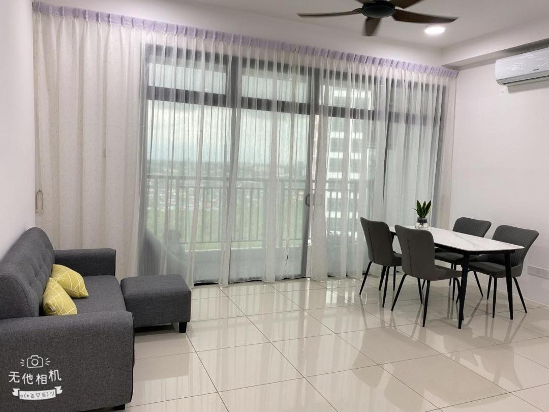 Homenest Jb City Poolview Suite By Cozy Home Johor Bahru Kültér fotó