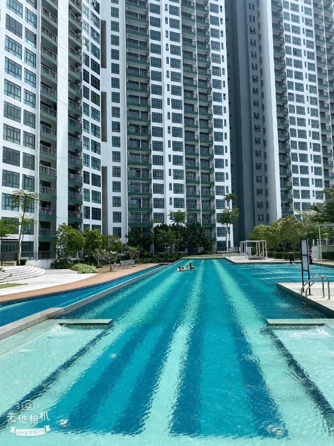 Homenest Jb City Poolview Suite By Cozy Home Johor Bahru Kültér fotó